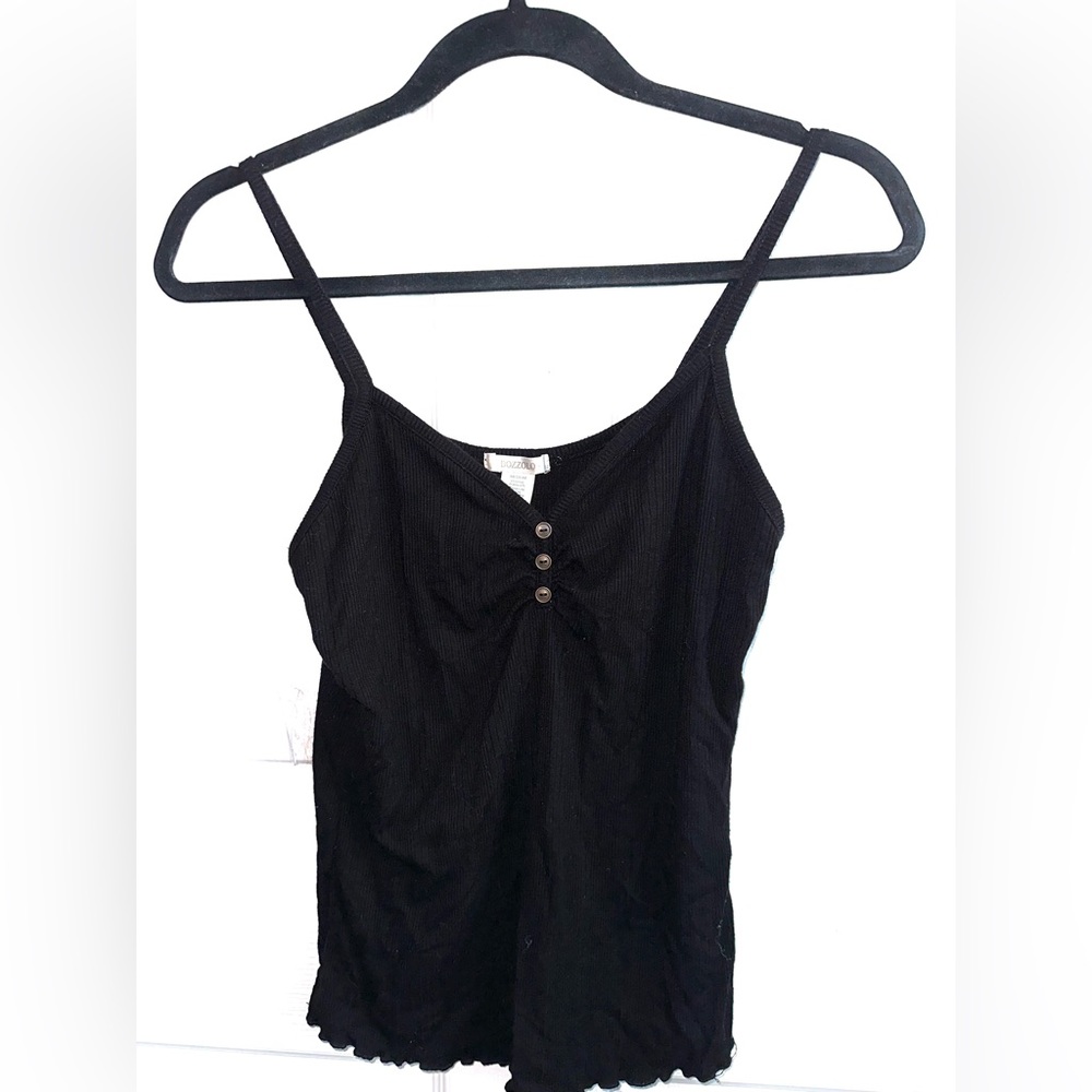 Black knit tank